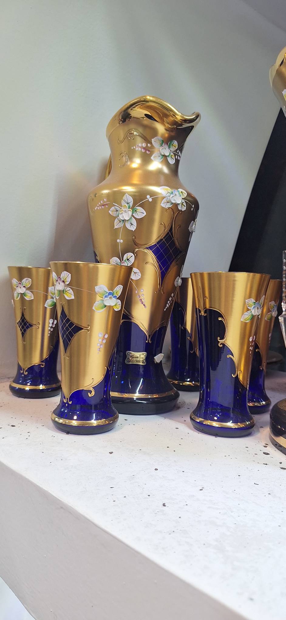 پارچ و لیوان اگرمن گل برجسته