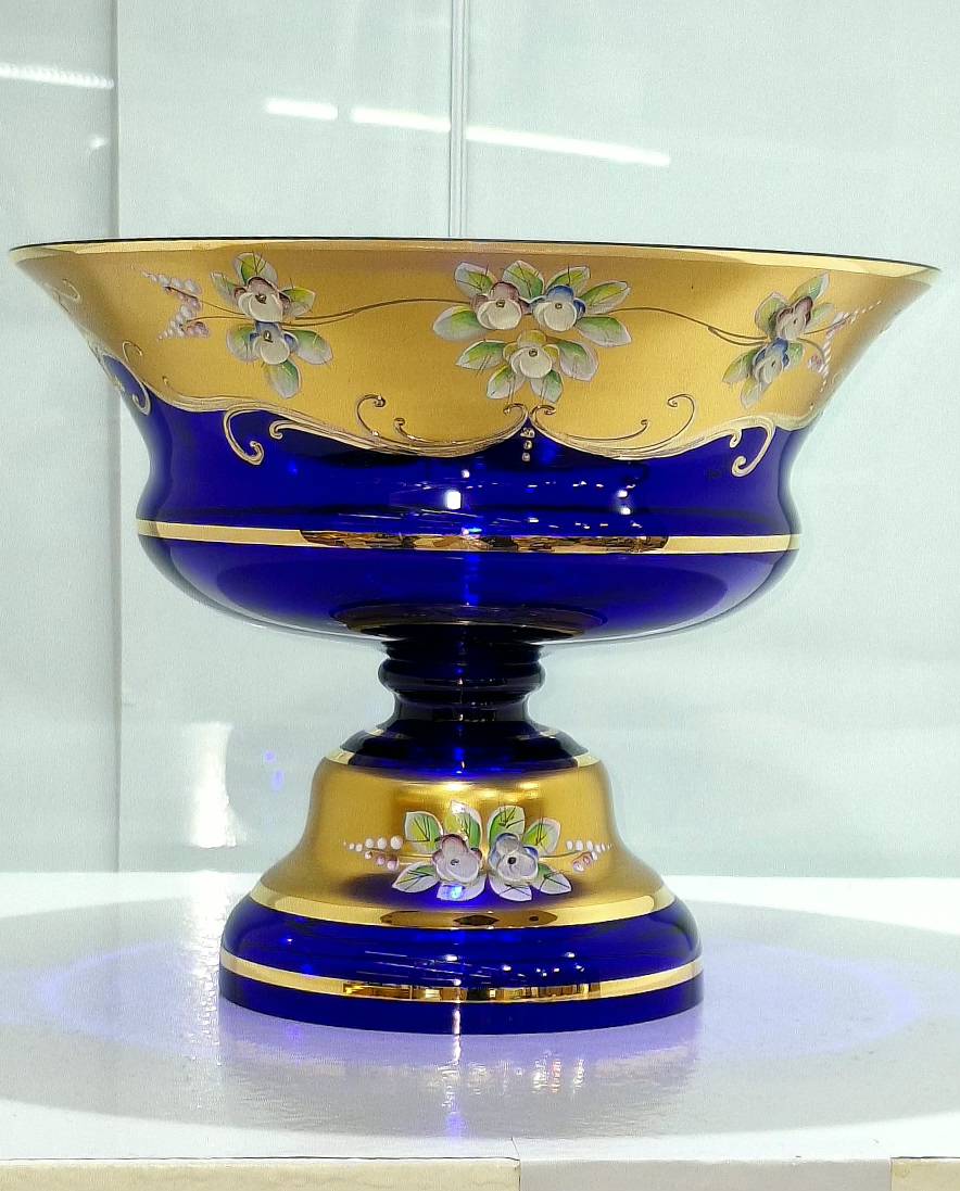 میوه خوری سایز بزرگ کریستال طلاکوب با گل برجسته اگرمن (آبی کاربنی)