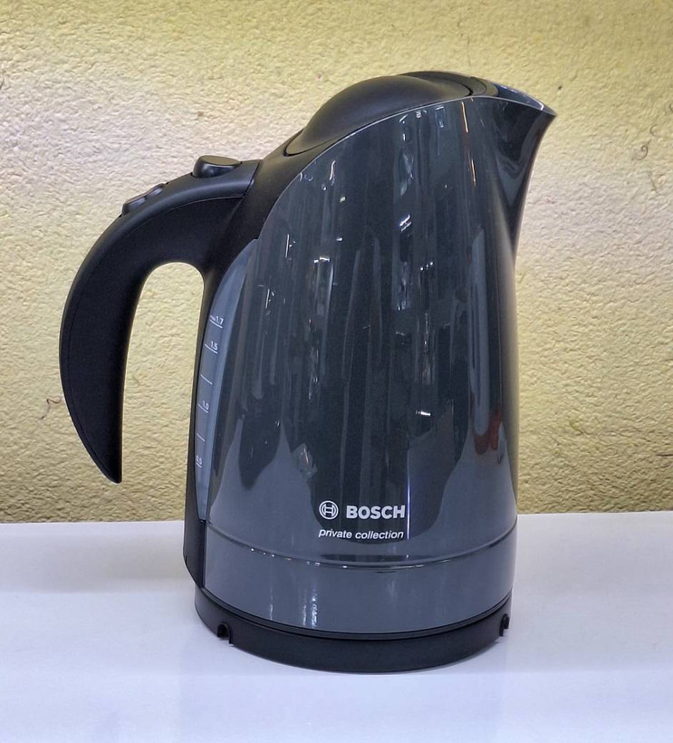 کتری برقی بوش TWK6L132