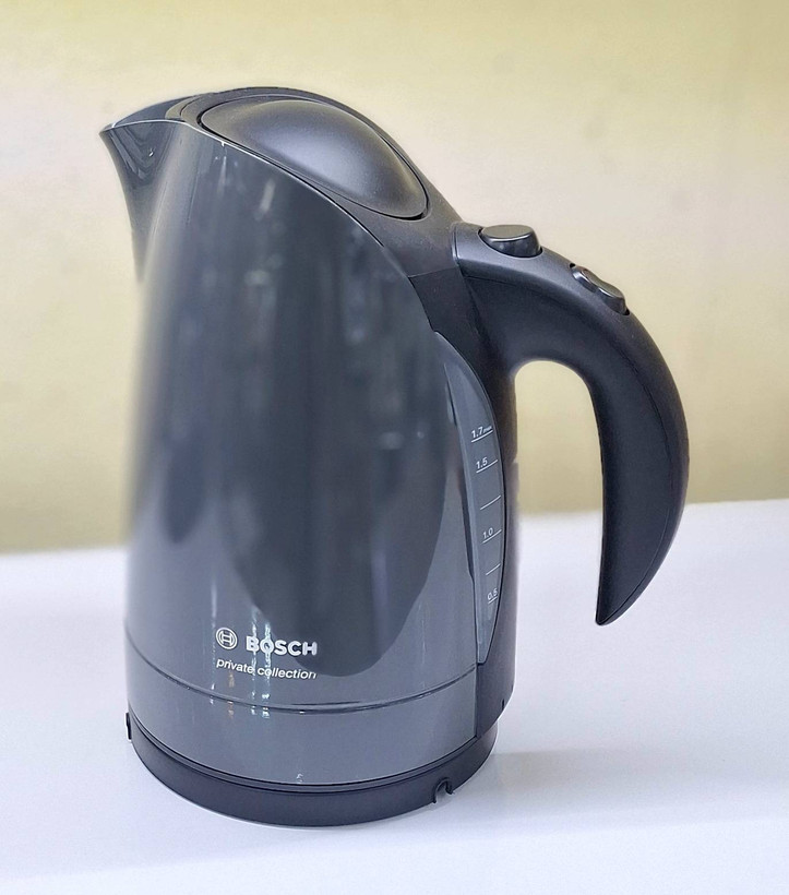 کتری برقی بوش TWK6L132