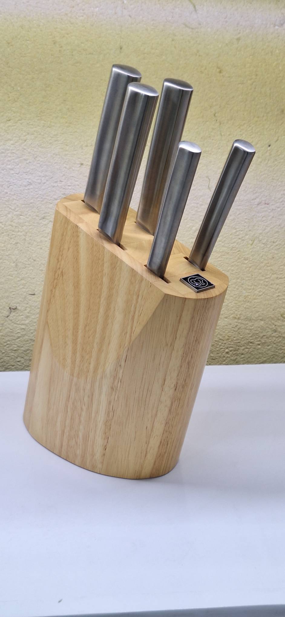 ست چاقو 5 پارچه کرکماز مدل A501-01 با استند